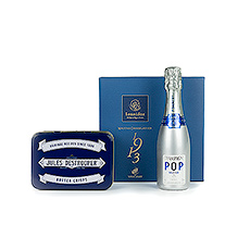 Verras jouw relaties met deze unieke geschenkset en pak uit met 3 topmerken combineert die garant staan voor de beste kwaliteit, luxe en klasse.