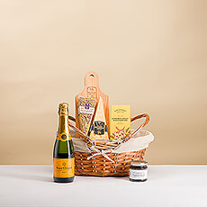 Love Toast Better Together (Veuve Cliquot)