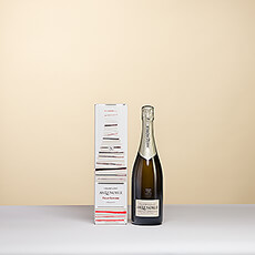 Een zalige aperitief Champagne, gemaakt van 100% Chardonnay Grand Cru. Deze cuvée is een eerbetoon aan de meest elegante onder de Champagne variëteiten.
