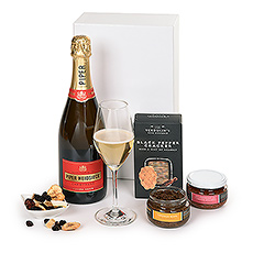 Gifts 2021 - Piper Heidsieck & Snacks