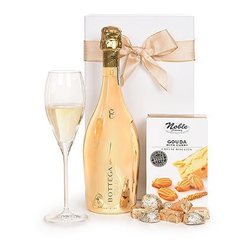 Bottega Gold Prosecco Spumante, Snacks & Chocolates