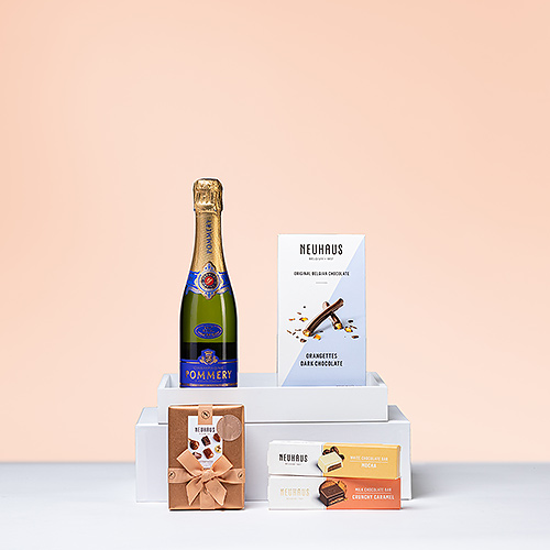 Neuhaus 2022 : Chocolates On A Tray & Bubbles