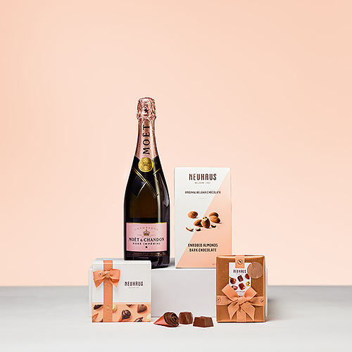 Champagne rosé Moët & Chandon et chocolats Neuhaus