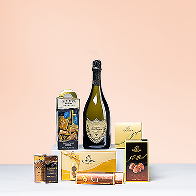 Exprimez votre estime à vos amis, à votre famille et à vos relations d'affaires en associant le légendaire champagne Dom Pérignon et les luxueux chocolats Godiva. Ce cadeau exquis à base de champagne et de chocolat est un favori à offrir et à recevoir.