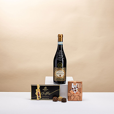 La riche combinaison d'un vin italien rouge rubis avec du chocolat belge est à ne pas manquer. Découvrez les délices des Timeless Masterpieces de Neuhaus avec du chocolat frais au lait, noir et blanc et des truffes et perles Godiva.