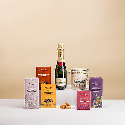 Faites passer le high tea au niveau supérieur avec un peu de bulles! Ce coffret festif comprend une demi-bouteille de 37,5 cl de l&#38;#39;élégant Moët &#38; Chandon à déguster avec une somptueuse collection de thés anglais de Cartwright &#38; Butler.