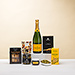 Veuve Clicquot avec des snacks sucrés et salés [01]